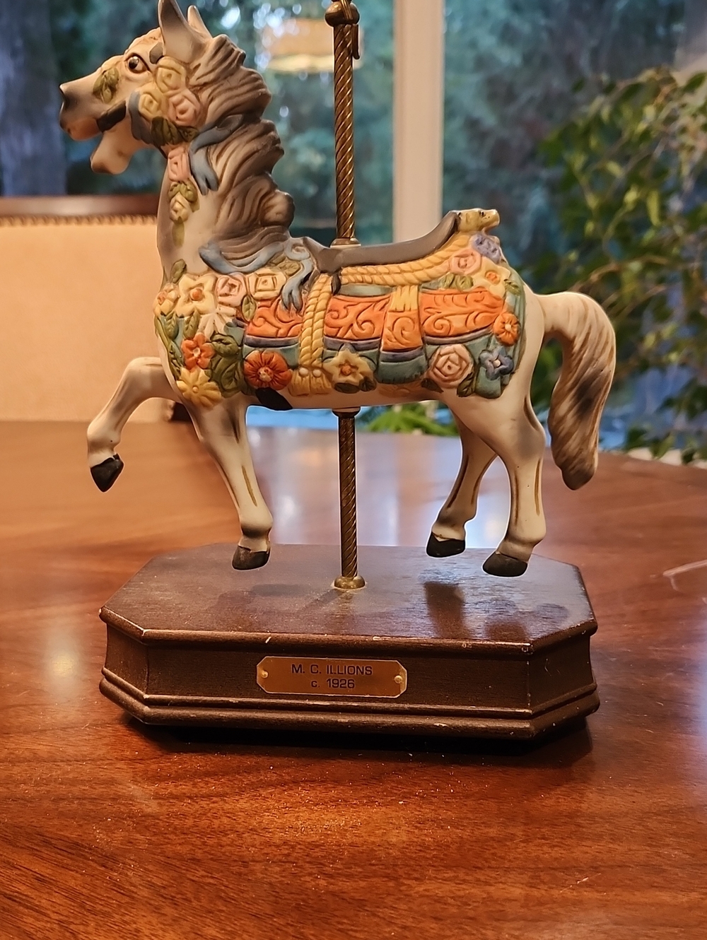 VINTAGE Carousel Horse Figurine in Multicolor With Musical Box